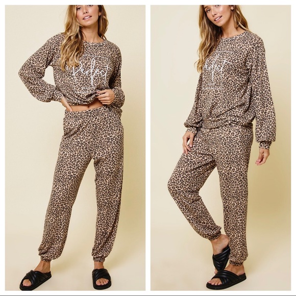 ShopEvelynne Pants - Fabulous Lounge Wear anytime Wear Long Sleeves Cheetah 2 Piece set